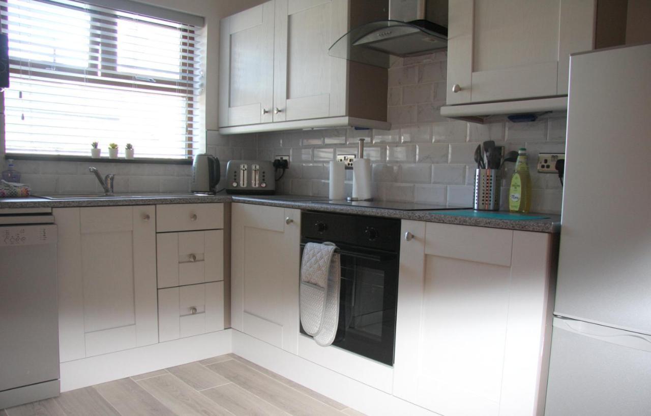 Ulsterapartments Portrush Bagian luar foto